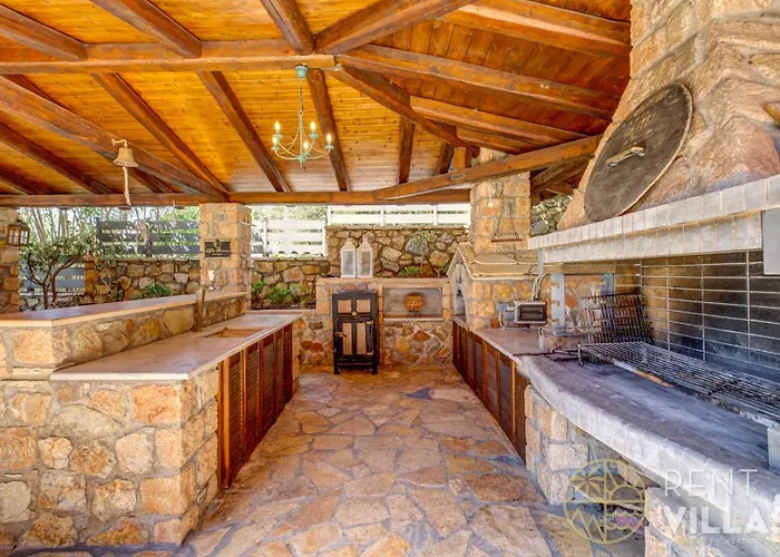 Mariza Luxury With Pool By Goutos Vila Porto Cheli