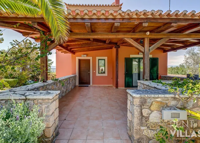 Mariza Luxury With Pool By Goutos