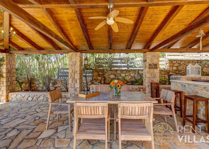 Mariza Luxury With Pool By Goutos *