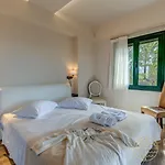 Mariza Luxury With Pool By Goutos Porto Heli