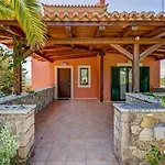 Mariza Luxury With Pool By Goutos