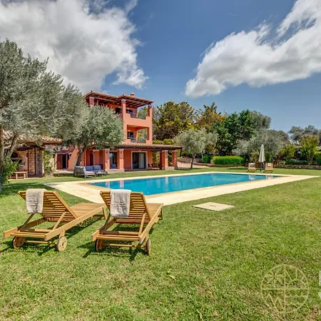 Mariza Luxury With Pool By Goutos * Porto Heli