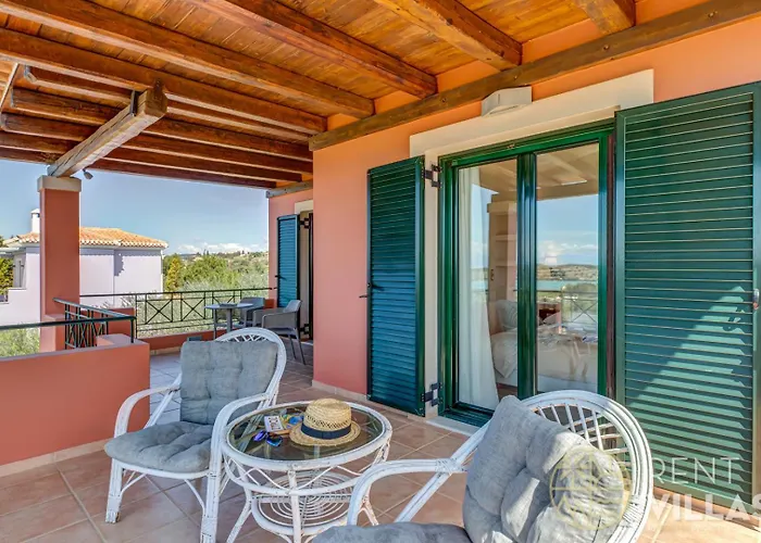 Villa Mariza Luxury With Pool By Goutos *