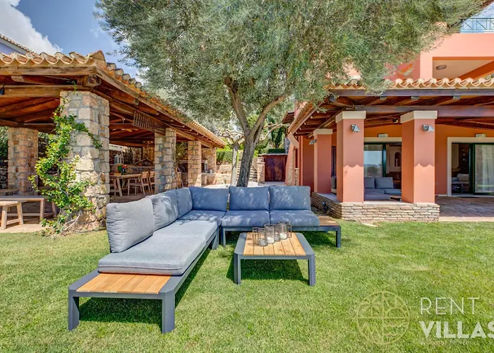 Villa Mariza Luxury With Pool By Goutos *