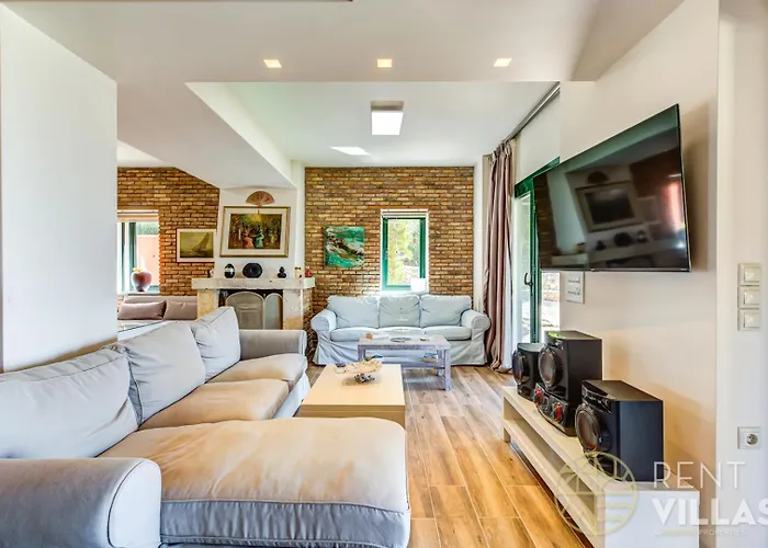 Mariza Luxury With Pool By Goutos Porto Cheli